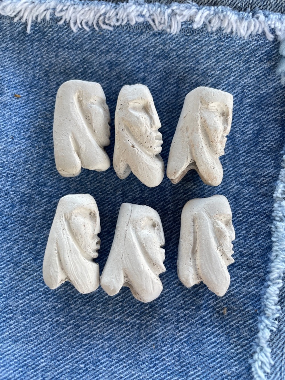 🌱 Handmade | Ceramic Face Beads - Picture 4 of 6
